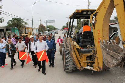 Obras. De recarpeteo en Villa Juan E. García.