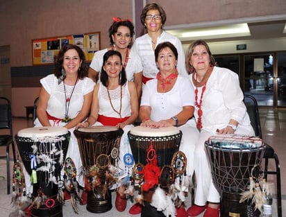 Elsa, Gabriela, Rosario, Pilar, Marusa y Blanca.