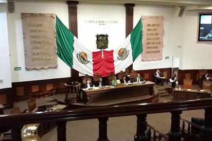 Votan a favor. Los integrantes del Congreso Local aprueban cambios a las leyes de ingresos del Estado.