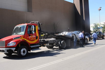 Onappafa se mostró en contra de la intensión de la Administración Fiscal General de destruir o adjudicarse, los autos de procedencia extranjera que hayan sido recogidos en los operativos. (Archivo)
