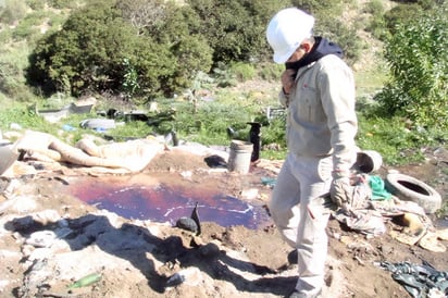 'Ordeña'. En la Comarca Lagunera, en el tramo de Gómez Palacio a Ceballos (municipio de Mapimí), se han detectado tres bandas 'ordeñando' los ductos de Pemex.