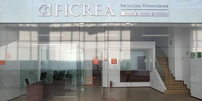 Ficrea. Concluyó la Comisión Nacional Bancaria y de Valores que la empresa realizaba operaciones fraudulentas.