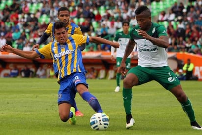 Santos Laguna no salió bien librado esta mañana en su tercer partido de pretemporada rumbo al Torneo Clausura 2015. (Twitter)