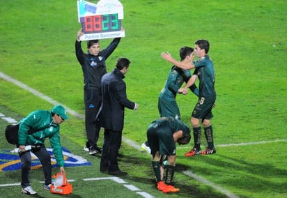 Ulises Rivas salió del campo de juego al minuto 70. En su lugar entró el recién llegado Edson Rivera. 