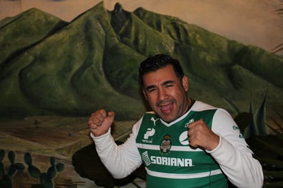 'El Santista' lleva años viviendo en Monterrey, donde le toca sacar la cara por el amor a sus Guerreros. En Monterrey, duelo ante Santos, no es uno más