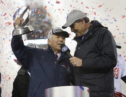 Robert Kraft, aseguró que su equipo ha colaborado sin restricciones con la investigación que lleva a cabo la Liga Nacional de Futbol Americano (NFL) en torno al llamado 'Deflated-gate'.