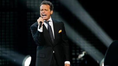 Anuncian concierto de Luis Miguel en el Coliseo Centenario.