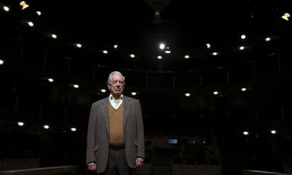 El abril del año pasado, Vargas Llosa inauguró la biblioteca que lleva su nombre en una antigua casona del siglo XVIII del centro histórico de Arequipa. (Archivo)