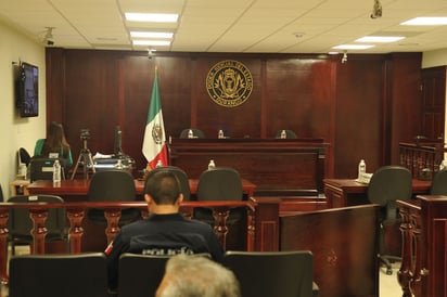 Imputación. Ayer se realizó la audiencia de formulación de la imputación en el Palacio de Justicia. (EL SIGLO DE TORREÓN)