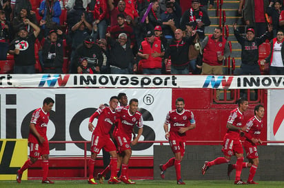 El líder Xolos tuvo una rabiosa reacción en la segunda parte para darle una espectacular voltereta al marcador y vencer a Pachuca. (Jam Media)