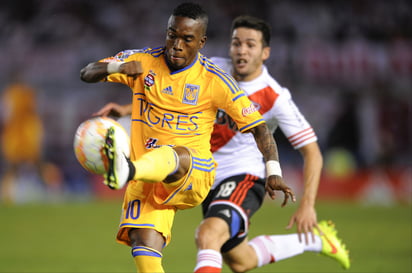 Los Tigres de la UANL rescataron un empate valioso en su visita a Argentina, donde igualaron a un gol con River Plate. Tigres logra un punto en el Monumental