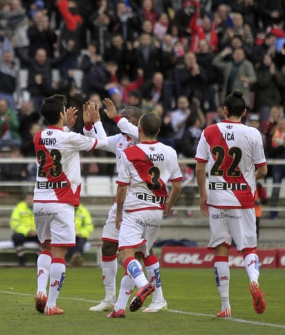 Los pupilos de Paco Jémez sostendrán un encuentro por la salvación ante el Granada. (Archivo)