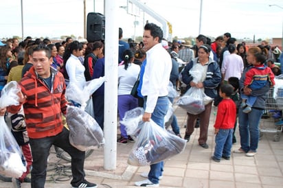 Insumos. Con esos apoyos se pretende que la población haga frente a los efectos generados por las lluvias pasadas.