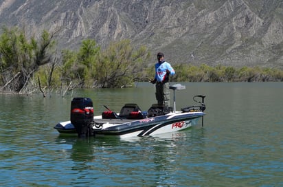 Los diferentes competidores de pesca deportiva en la Comarca Lagunera y el norte del país, se preparan para la competencia en 'El Palmito'. Preparan segunda fecha para pescar