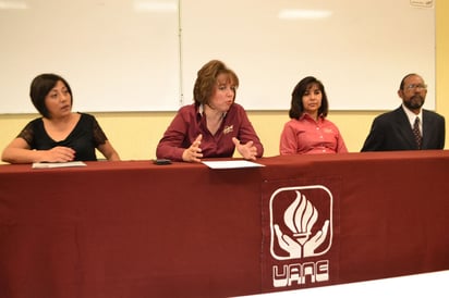 Actividad. Maestros y directivos de UANE invitan a la población a participar en la Feria de la Salud que se desarrollará hoy. (EDITH GONZÁLEZ)