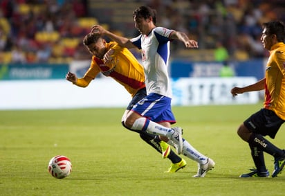 Carlos Morales fue artífice de la victoria michoacana al anotar el primer gol con un golazo de tiro libre. (Notimex)