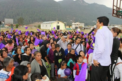 Grave. Las campañas se han visto perjudicadas por la violenci o el ataque hacia los candidatos.