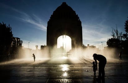 Advierten que el clima cálido continuará en los próximos días.