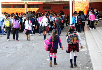 En la Laguna serán más de 300 mil estudiantes los que disfrutarán del 'megapuente' y a nivel estatal casi 700 mil. (Archivo)