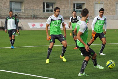 Oswaldo Alanís durante el entrenamiento en las canchas del TSM. Posible cambio de horario