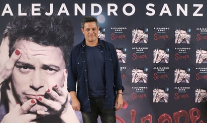 Alejandro Sanz recordó que llegó a plantearse el dejar la música por la pintura. (EFE) 