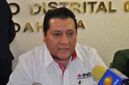 José Luis Vázquez López, presidente del consejo local del INE en Coahuila, explicó que el 30 de abril hubo una gran cantidad de asociaciones y ciudadanos que se registraron, los cuáles serán capacitados y aprobados por las juntas distritales del INE este jueves. (ARCHIVO)