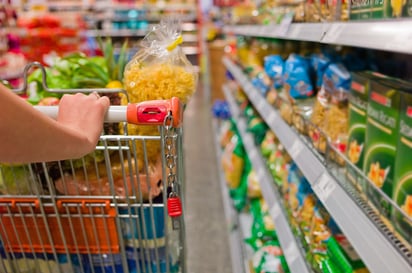 Precios. La inflación anual se encuentra controlada, pues se ubicó en 2.93 % ligeramente superior a la estimación. 