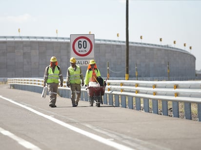 Necesidad. Los profesionales de la construcción tienen ganas de trabajar, pero el recurso federal todavía no llega a Durango.