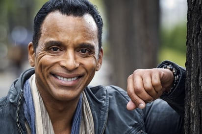 Yo me críe con la música de Michael Jackson, de manera directa o indirectamente, fue una gran influencia en mi vida y en general en la música internacional popular”, resaltó Jon Secada. (Archivo)