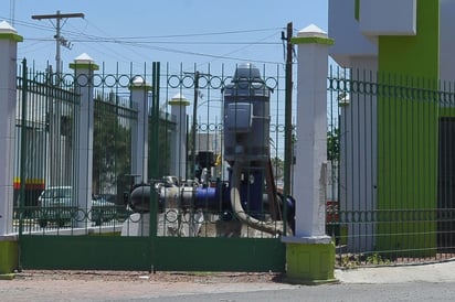 Más tubería. El pozo 33 A también presenta menores niveles de extracción de agua. (EL SIGLO DE TORREÓN)