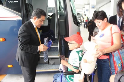 Santos Laguna con uno de sus patrocinadores oficiales y la Fundación Make a Wish, unieron esfuerzos para hacer realidad el deseo de Ricky.