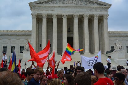 Favor. No pueden prohibir los matrimonios gay en Estados.