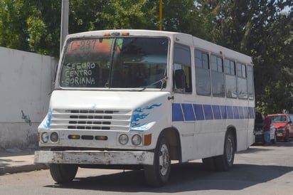 Modernización. Ya iniciaron con el trámite de placas del transporte, primer paso para la modernización.