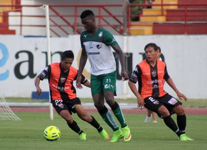 El caboverdiano Djaniny Tavares, fue el autor del único gol de los Guerreros en Cancún. Iguala Santos 1-1 con Atlante