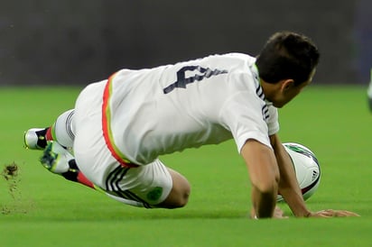 El miércoles, 'Chicharito' salió lesionado durante el cotejo amistoso frente a Honduras (0-0). (JAMMEDIA)