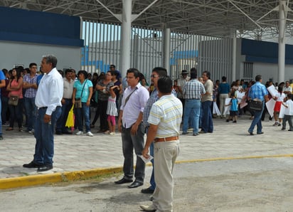 Preparan. Maestros harán nueva manifestación. (EL SIGLO DE TORREÓN)