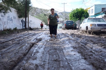 Dijo que de acuerdo con la Comisión Nacional del Agua, el fenómeno climatológico que se registró el martes por la noche en la ciudad fue un “ chubasco’’  con precipitaciones de 39.8 milímetros. (Jorge Téllez)
