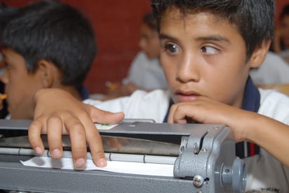 Inició el curso de verano 2015 “Braille y arte en el Museo” para niños y jóvenes con discapacidad visual, a fin de potencializar sus habilidades, cognitiva, física y artísticas. (ARCHIVO)