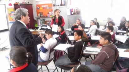 De acuerdo a la administradora Martina Aguilar, lo menos que recaban por plantel son 20 mil pesos por ciclo escolar en cuotas 'voluntarias'. (Archivo)
