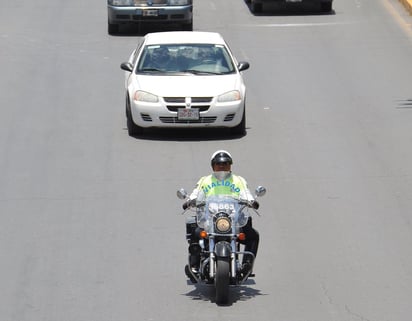 Vigilancia. Por las vacaciones no se mide la velocidad con radares en la Autopista a San Pedro, sólo se aplica el operativo 'Carrusel', que es patrullaje constante  de dos o más unidades. (Ramón Sotomayor)