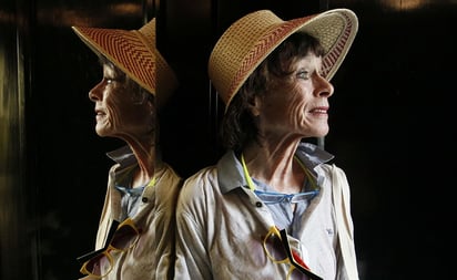 La galardonada actriz estadounidense Geraldine Chaplin, quien cuenta con una amplia trayectoria en el cine y es hija del reconocido humorista Charles Chaplin, cumple este viernes 71 años y celebrará con el estreno en Argentina de la película “Dólares de arena”, en la que da vida a una turista enamorada. (ARCHIVO)