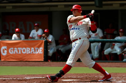 Japhet Amador ha tenido una gran temporada con Diablos Rojos, el 'Gigante de Mulegé' es líder en jonrones y carreras producidas. (Jam Media)