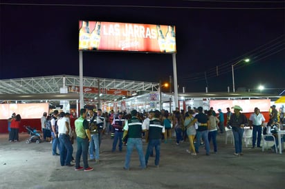 Precaución. Autoridades municipales piden a ciudadanos que van a la Feria que designen a un conductor.