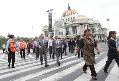 El macrosimulacro se realizará hoy a las 11:30 horas en la Ciudad de México. (Archivo)