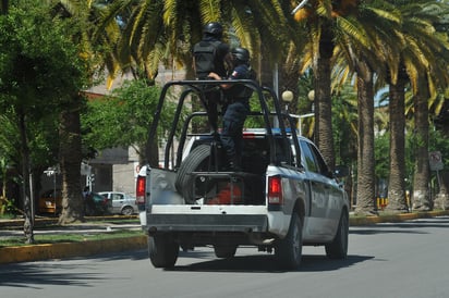 Asaltantes. Aseguran en Centro de Torreón a dos que asaltaban a peatones con pistola de juguete.