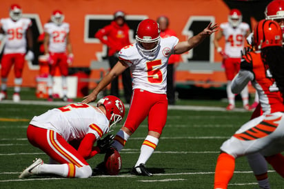 El brasileño Cairo Santos logró 7 goles de campo en el juego contra Cincinnati, es un nuevo récord de KC. (AP)