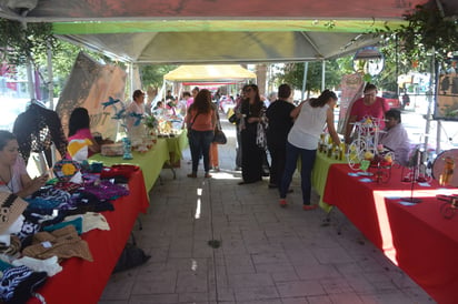 Invitación. Con el Paseo de las Mujeres se busca beneficiar la economía de aquellas personas emprendedoras. (Angélica Sandoval)