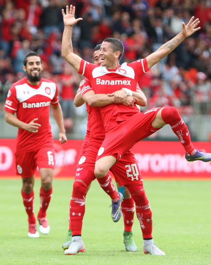 Toluca venció a los Gallos del Querétaro. (Notimex)