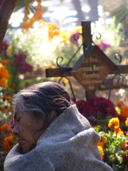 Maravillosa noche de muertos en la isla de Janitzio