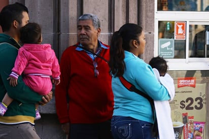 Población. La gran mayoría de la población tiene salarios distintos a los que perciben sus representantes. 